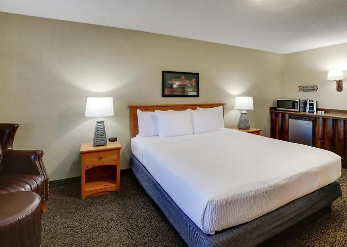 Stoney Creek Hotel 3*