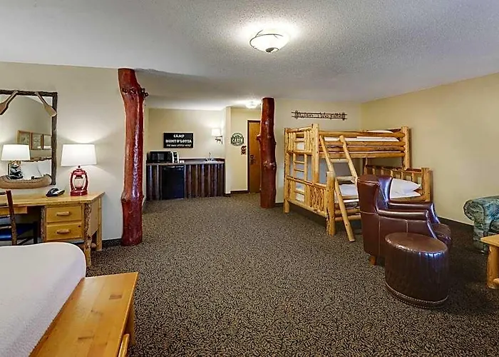 Stoney Creek 3* Moline